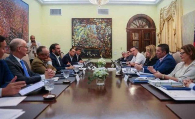 jenniffer gonzalez reunion