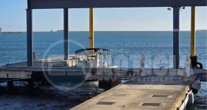 Muere fémina al virarse una lancha cerca de Caja de Muertos