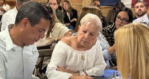 Alcaldes asociados se reúnen con Director de COR3