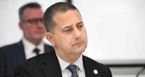Rivera Schatz pide retirar nombramiento de Francisco Quiñones para juez superior