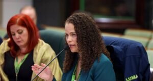 Cuestionan conocimiento de Presidenta de LUMA sobre la empresa