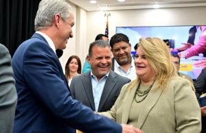 Fortaleza asegura que reforma de permisos no afectará autonomía municipal