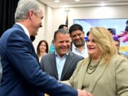 Fortaleza asegura que reforma de permisos no afectará autonomía municipal