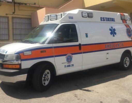 Motociclista resulta gravemente herido tras chocar contra un poste en Aguada