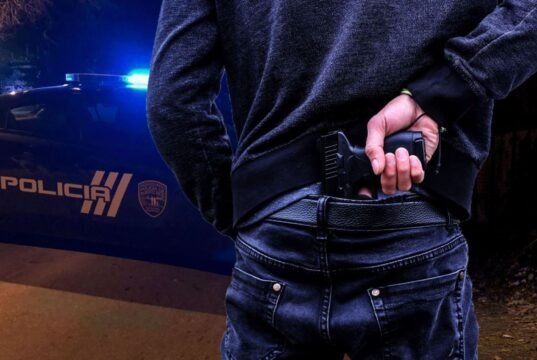 Asesinan mujer en Mayagüez y hombre tiene herida de bala