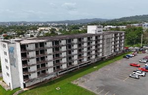 Mayagüez firma contrato a largo plazo de su centro médico