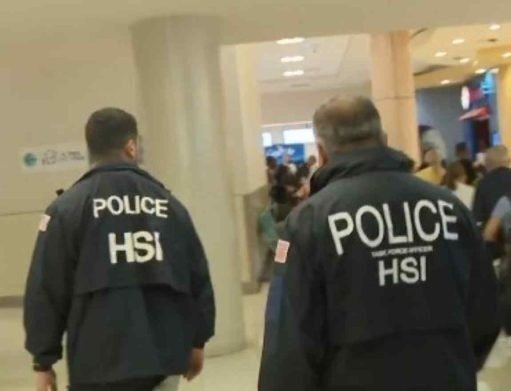 Intervención de agentes de ICE con inmigrante en Barrio Obrero; denuncian uso excesivo de fuerza
