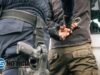 Arrestan asaltante en medio de atraco