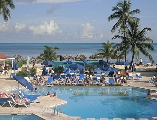 Falta de agua toca las puertas de los hoteles