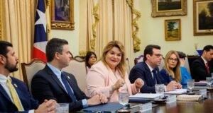 Gobernadora evalúa candidatos para nuevo secretario del DDEC
