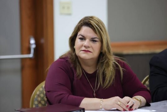 Gobernadora anuncia medidas para acelerar recuperación del servicio de agua