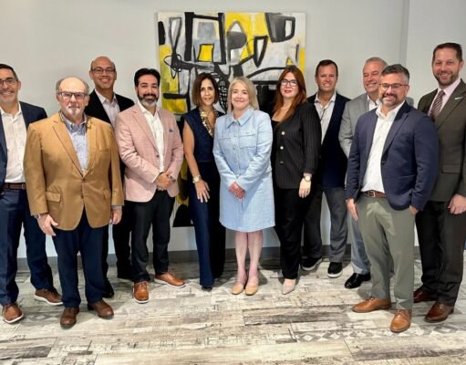 Nueva Junta en Asociación de Compañías de Seguros
