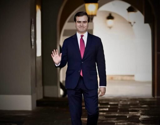 Comisionado Residente resalta importancia de desarrollar vínculos económicos con España