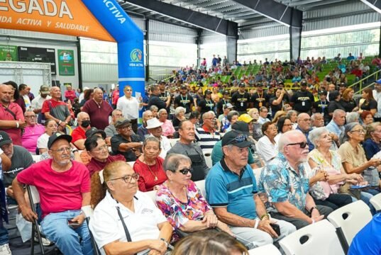 Villalba celebra primera Cumbre de Adultos Mayores