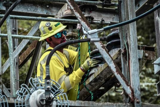 5,500 clientes de LUMA en Ponce y Juana Díaz estarán sin servicio el martes por mantenimiento