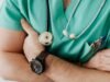 MMM y el MSO anuncian programa de alivio económico para futuros médicos
