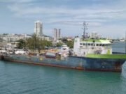 Guardia Costera prohíbe atraco a dos embarcaciones por obstruir paso de cruceros