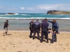 Tres hombres mueren arrastrados por las olas