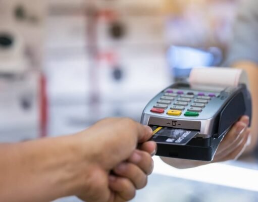 Piden estar alerta tras incidente de ciberseguridad reportado por EVERTEC
