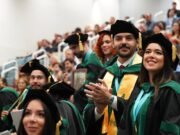 Escuela de Medicina de Ponce gradúa 433 profesionales de la salud