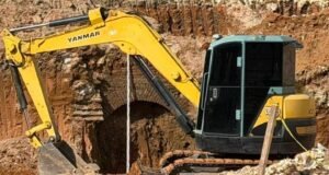 Excavación pone al descubierto construcción de ladrillo que estuvo sepultada en Mayagüez