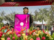 Ausente la Presidenta de UPR en varias graduaciones