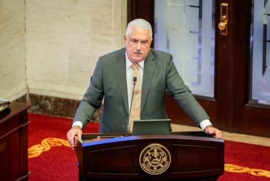 Rivera Schatz le devuelve a la Gobernadora el: “Se lo dije”