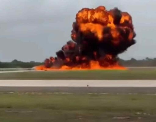 Mueren piloto y copiloto tras estrellarse avión privado en aeropuerto de La Romana