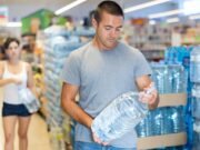 DACO congela precio del agua y artículos relacionados