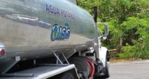 AAA envía camiones cisternas a comunidades en Sabana Grande