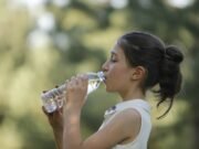 Piden reforzar hidratación en los niños ante ola de calor