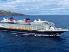 Crucero Disney Destiny ancla en San Juan