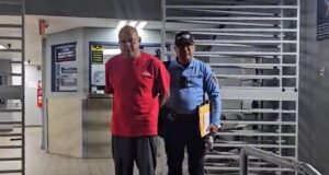 Duerme en la cárcel hombre que golpeó hasta matar a un perro