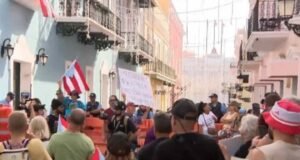 Cacerolazo frente a LUMA Energy en protesta por el alto costo de la electricidad