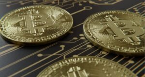 Orientan sobre esquema de fraude en criptomonedas