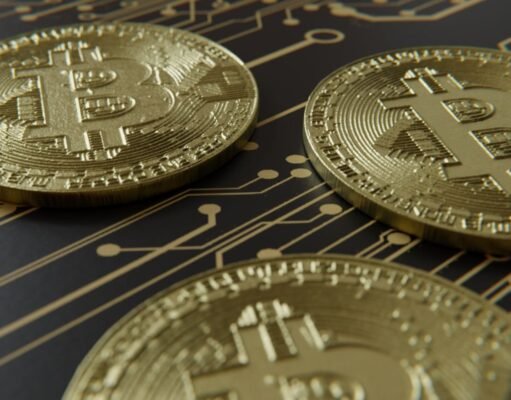 Orientan sobre esquema de fraude con criptomonedas