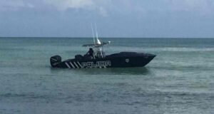 Rescatan a dos hombres que fueron arrastrados por el mar en Barceloneta