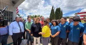 Gobernadora acusa a LUMA de cortar la luz en Orocovis “porque estoy aquí”