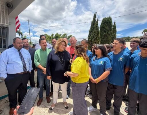Gobernadora acusa a LUMA de cortar la luz en Orocovis “porque estoy aquí”