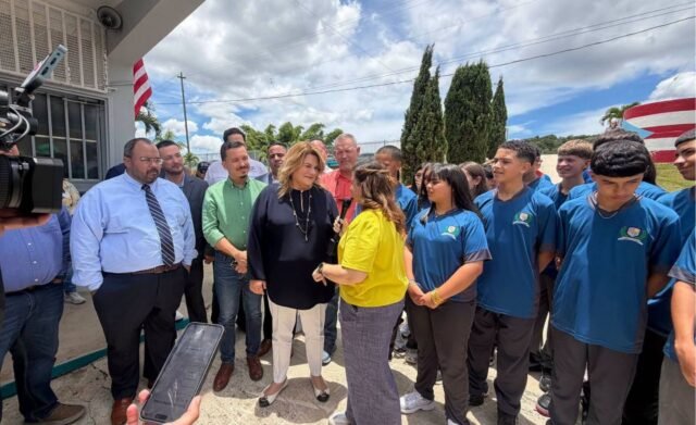 Jenniffer gonzález Colón orocovis