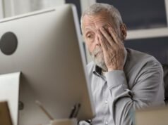 Senado aprueba medida para capacitar a adultos mayores en tecnología