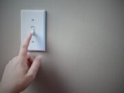 Recomiendan eliminar «cargas fantasmas» para reducir consumo de electricidad