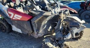 Conductor resulta gravemente herido tras volcarse en un Can-Am en Moca