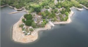 Alcalde de Toa Alta propone racionamiento preventivo y limitar embarcaciones en el Lago La Plata