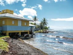 Piden al Congreso atención a la erosión costera en Naguabo