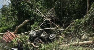 Muere conductor de camión volcado en PR-52