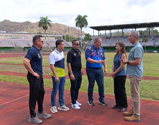 Inician reconstrucción de pista atlética en Coamo