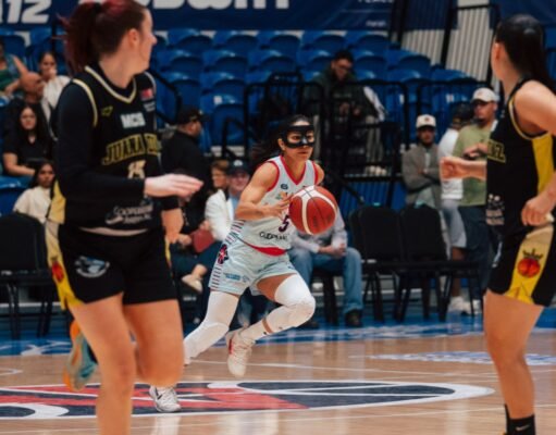 Manatí se impone a Juana Díaz en el baloncesto femenino