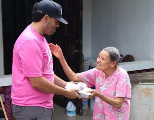Coamo inaugura ‘Comedor Comunitario’ para entregar alimentos a adultos mayores