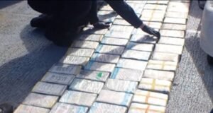 Guardia Costera incauta casi 500 libras de cocaína al norte de Puerto Rico